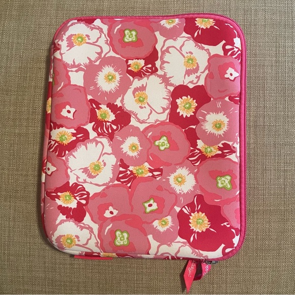 Lilly Pulitzer iPad Sleeve - Picture 3 of 5